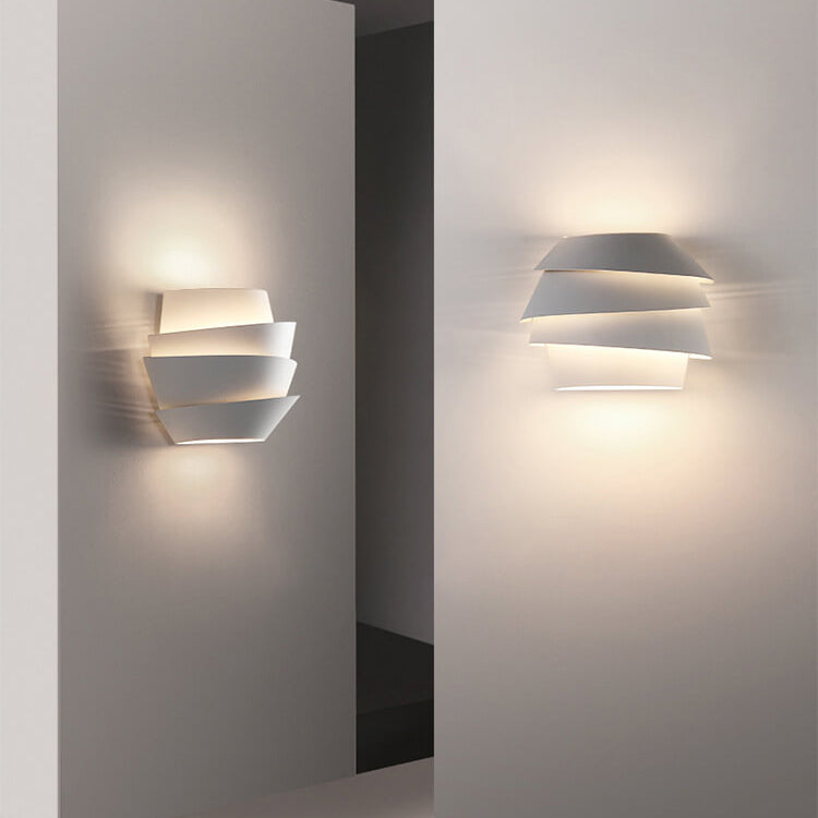 ShineLux - Modern Wall Lamp with Double Light Points Made of Iron Kalsten