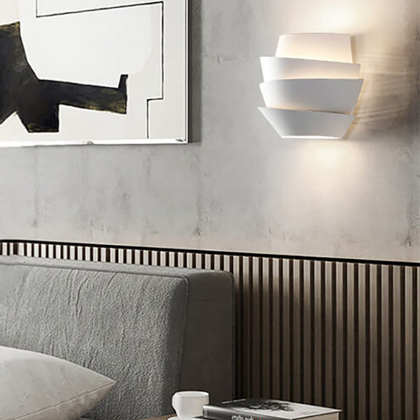 Scandinavian Wall Lamp with Dual Light Points - NordGlow | Kalsten