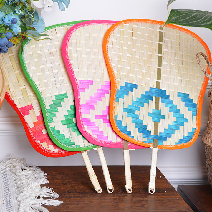 Handcrafted fan with colorful design Kalsten