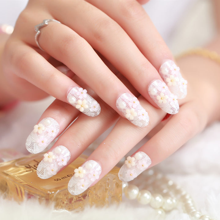 Elegant Lace Floral Design Press-On Nails