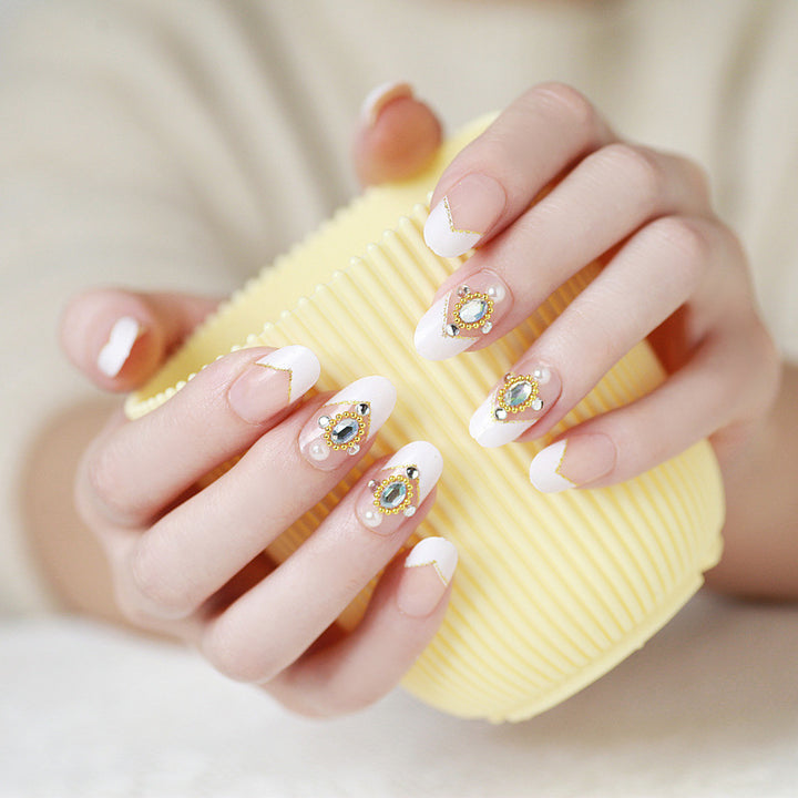 Decorative Press-On Nail Set with Elegant Accents