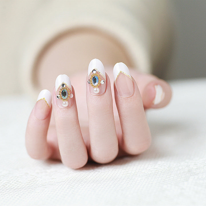 Decorative Press-On Nail Set with Elegant Accents