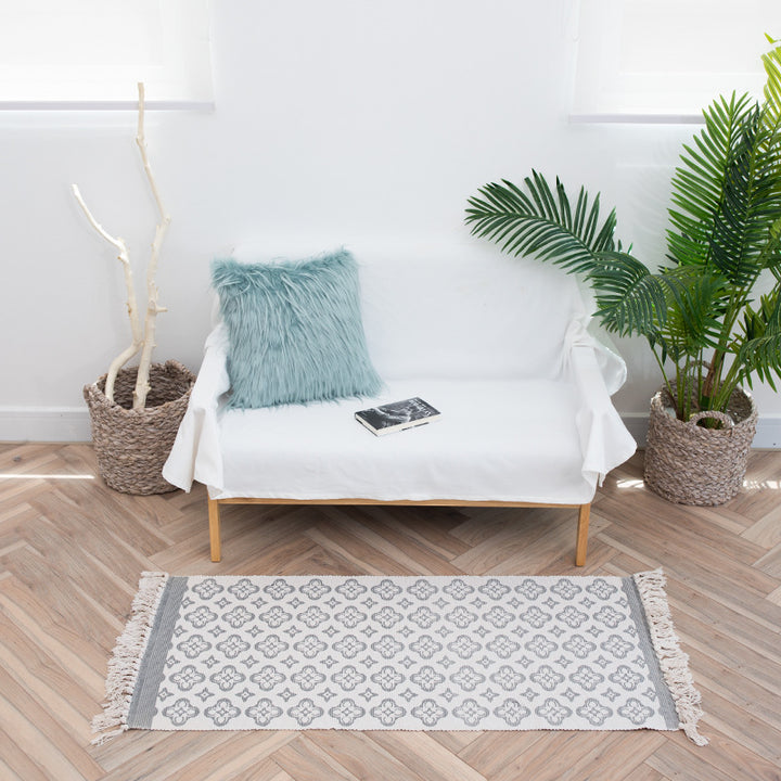 Flat-woven cotton runner with Mediterranean tile jacquard and decorative fringes Kalsten