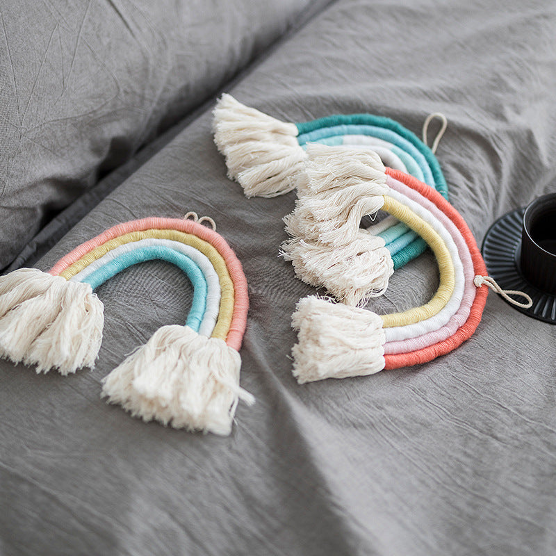 Macrame wall hanging in rainbow shape, handcrafted cotton yarn decorative element Kalsten
