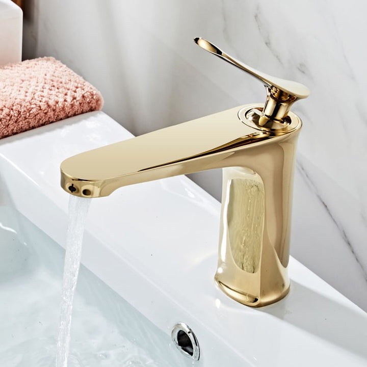 Kalsten | Luxury 1 Handle Sink Bathroom Faucet Round Brass Sink Faucet with Water Hose
