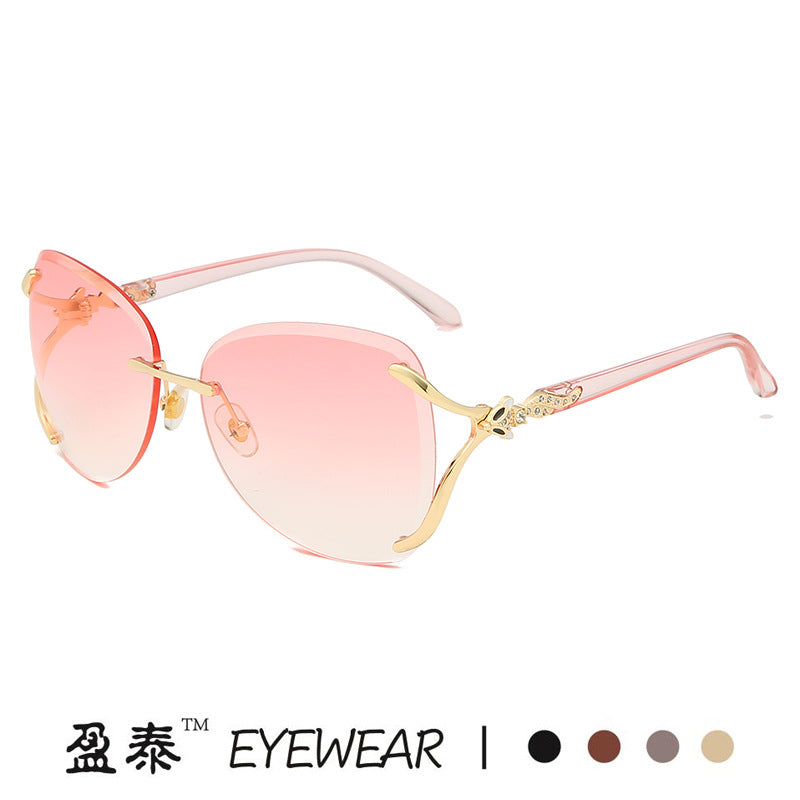 Women's elegant sunglasses with extravagant metal frame and mirrored lenses Kalsten