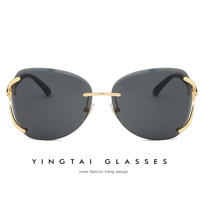 Women's elegant sunglasses with extravagant metal frame and mirrored lenses Kalsten