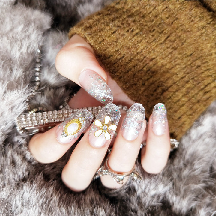 Glamorous Glittering Press-On Nail Set