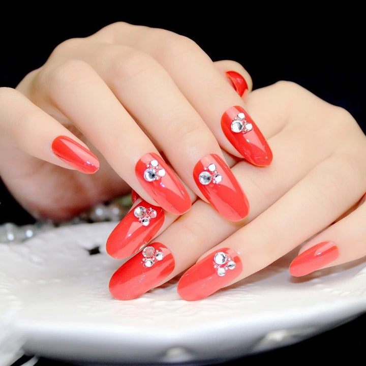 Glamorous Rhinestone-Embellished Press-On Nail Tips
