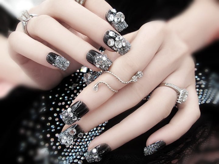 Glamorous Rhinestone-Embellished Press-On Nail Tips