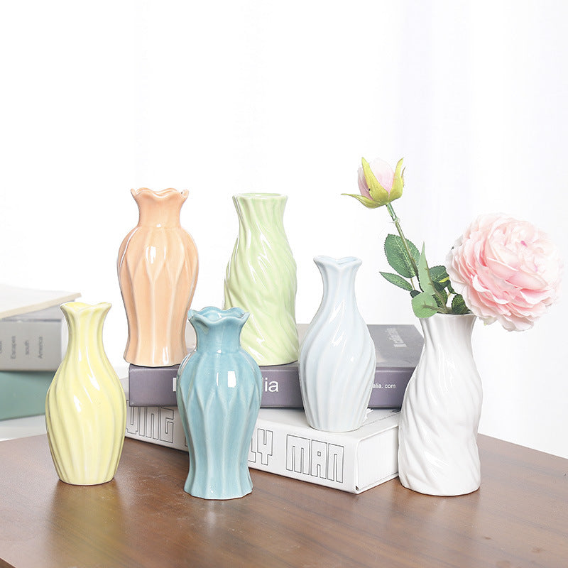 Contemporary Twisted Ceramic Flower Vase Kalsten