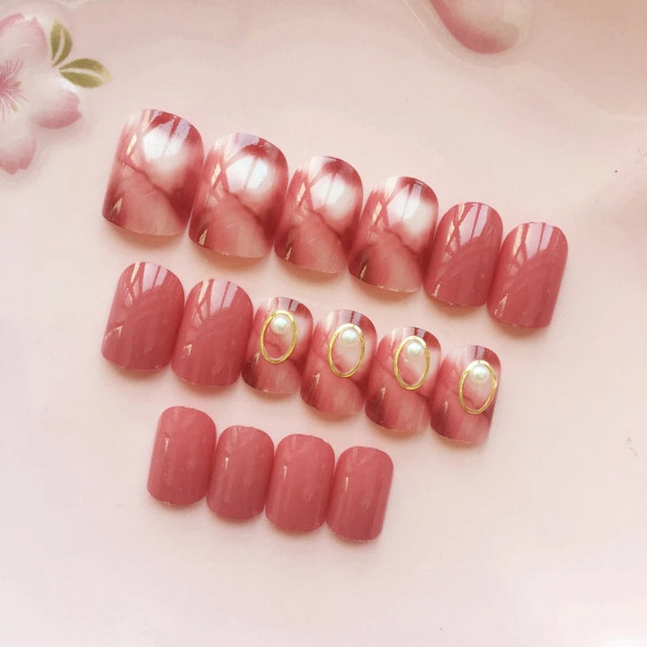 Elegant Glossy Nail Art Set