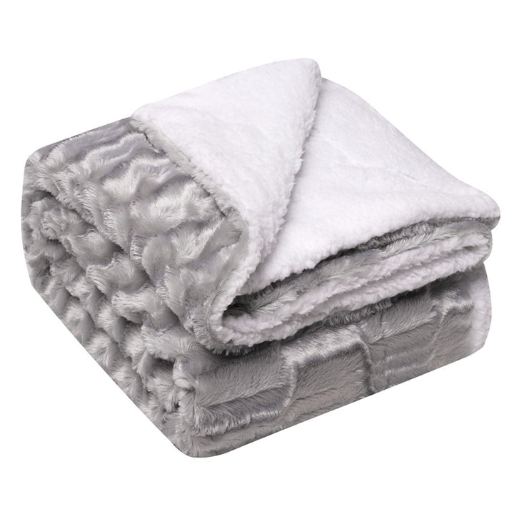Women's luxurious cuddly blanket made of soft microfiber fabric Kalsten
