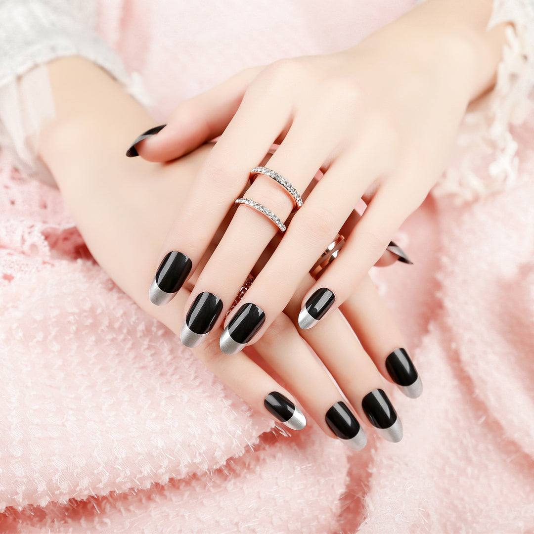 Artistic French Tip Press-On Nails