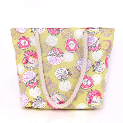Spacious shopping bag with striking ethnic pattern Kalsten