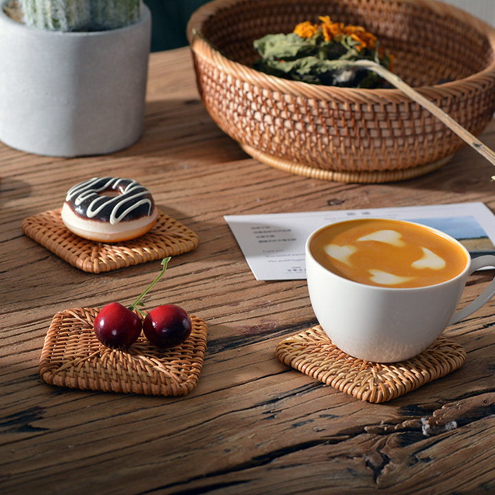 Handmade coasters made of woven material Kalsten