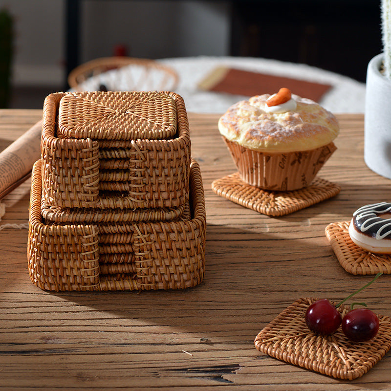 Handmade coasters made of woven material Kalsten