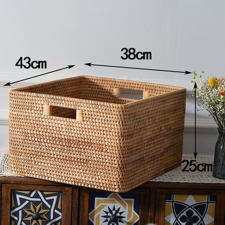 Multifunctional storage basket made of natural materials Kalsten
