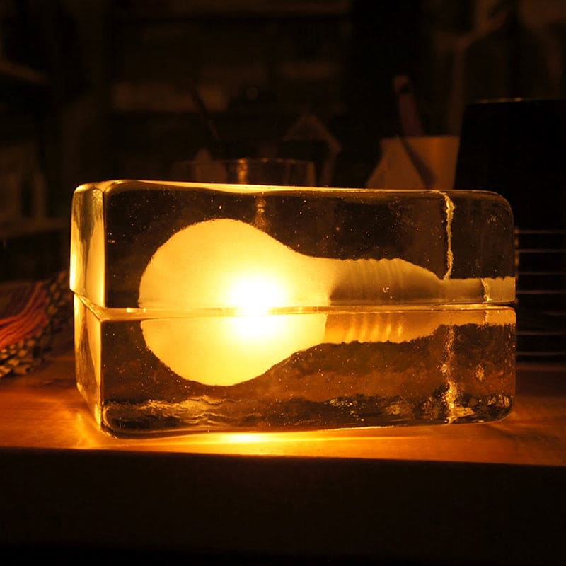 Icecube Lamp - Modern table lamp in the shape of an ice block Kalsten