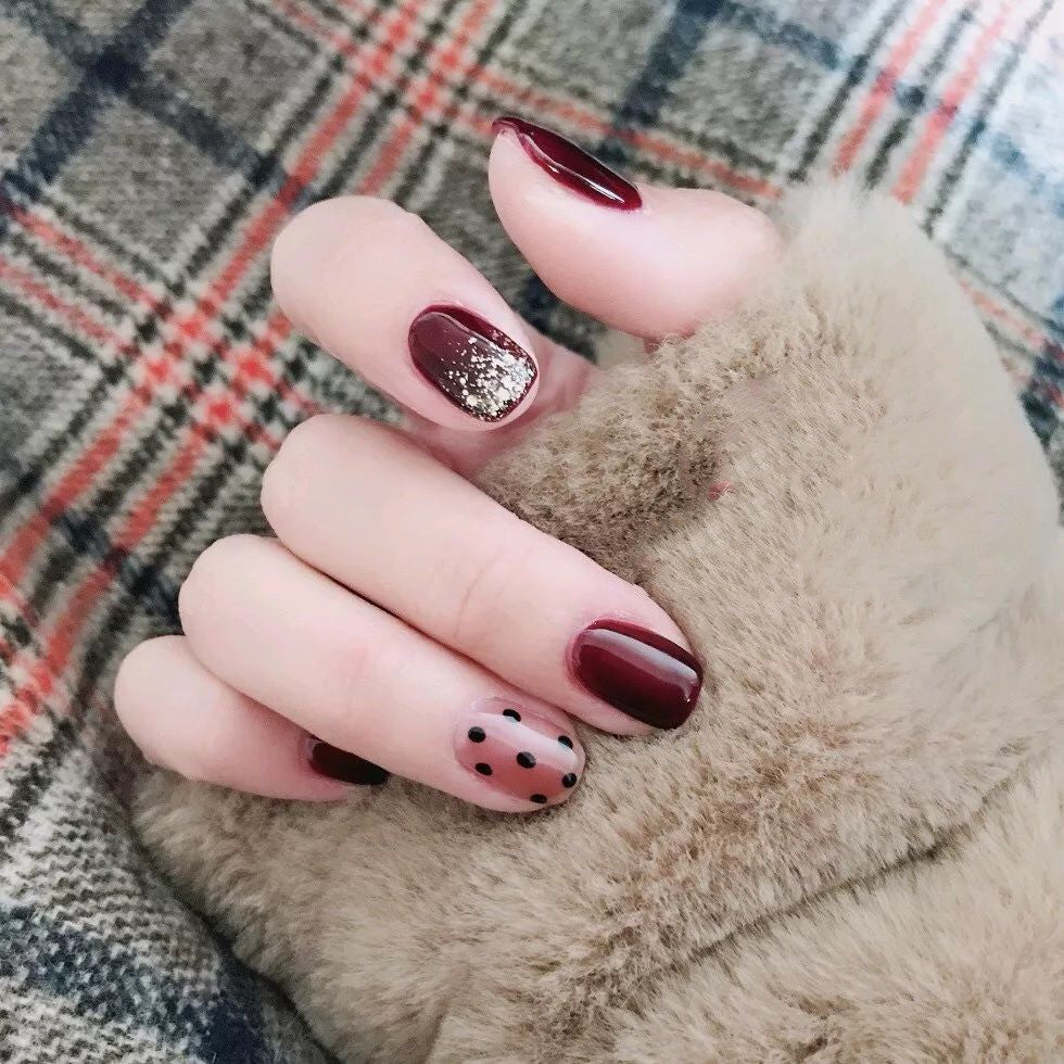 Artistic Press-On Nail Art Set  1791803749