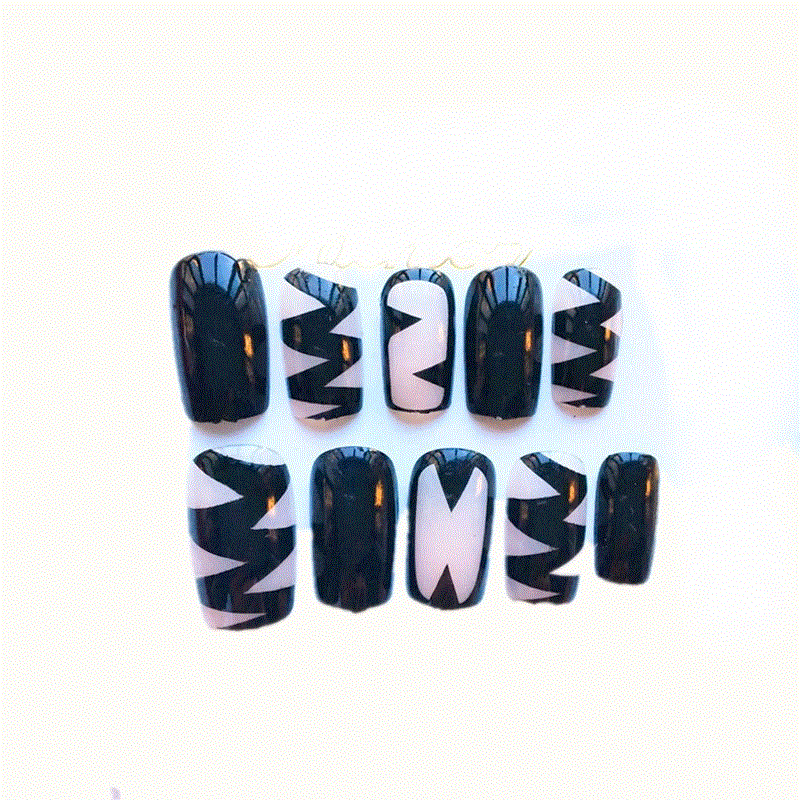 Artistic Geometric Press-On Nail Set