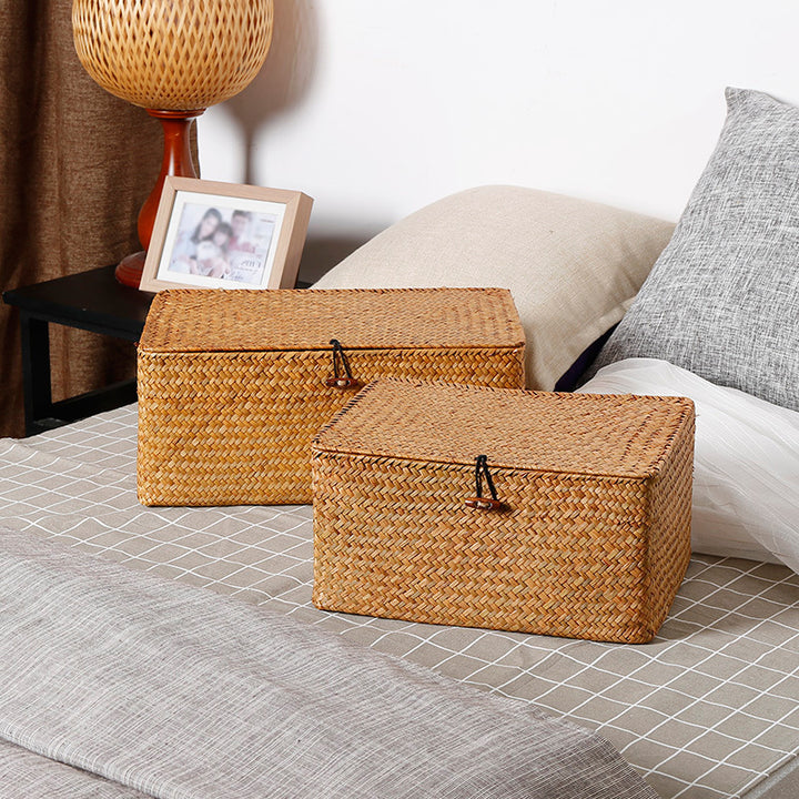 Unisex storage chest made of refined natural material Kalsten