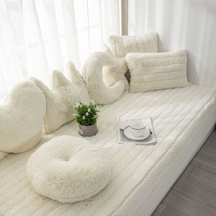 Home Decorative Plush Cushion Kalsten