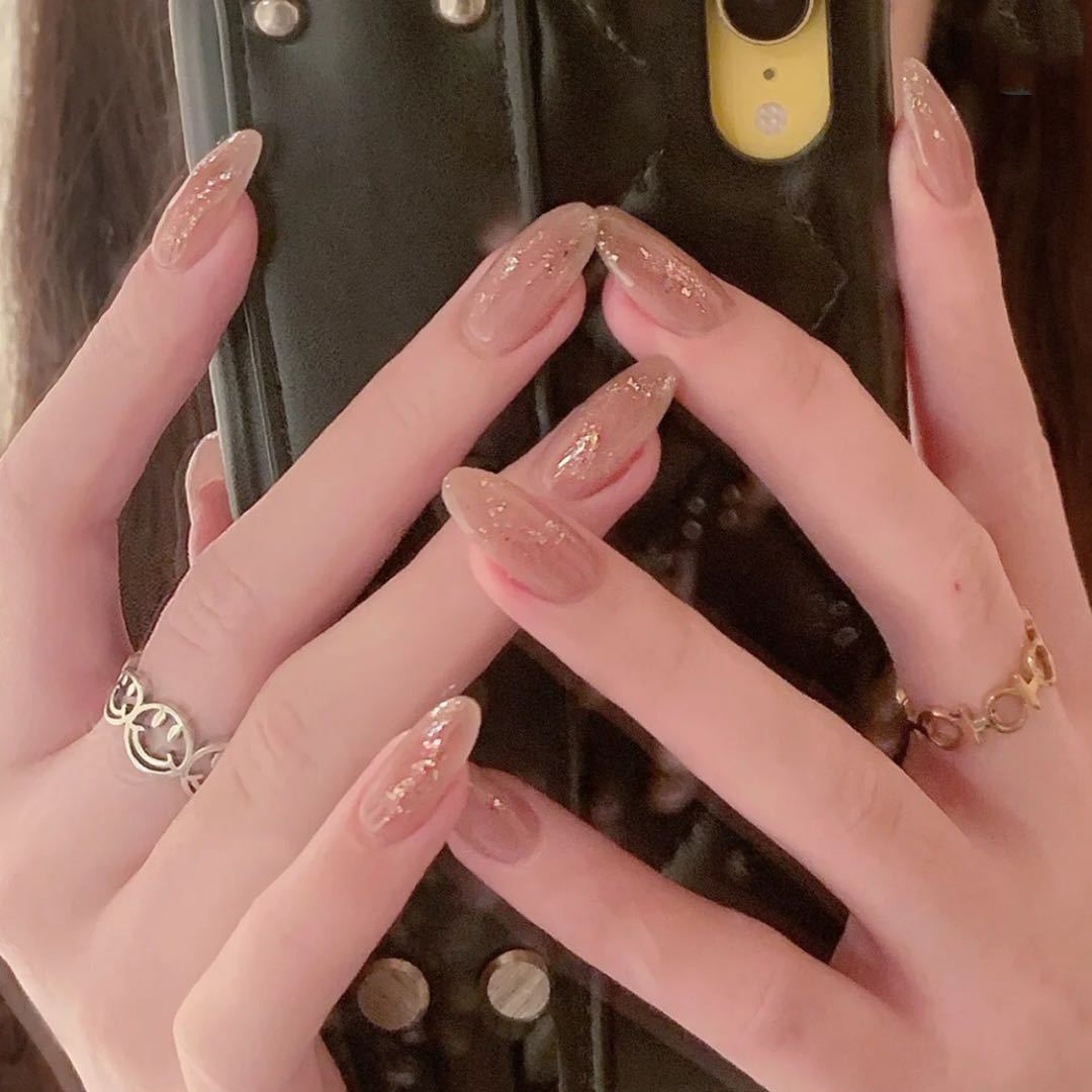 Sparkling Almond-Shaped Press-On Nail Tips