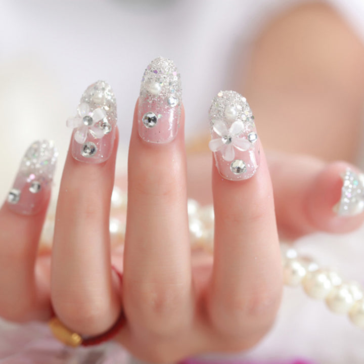 Artificial nails with delicate floral decorations Kalsten