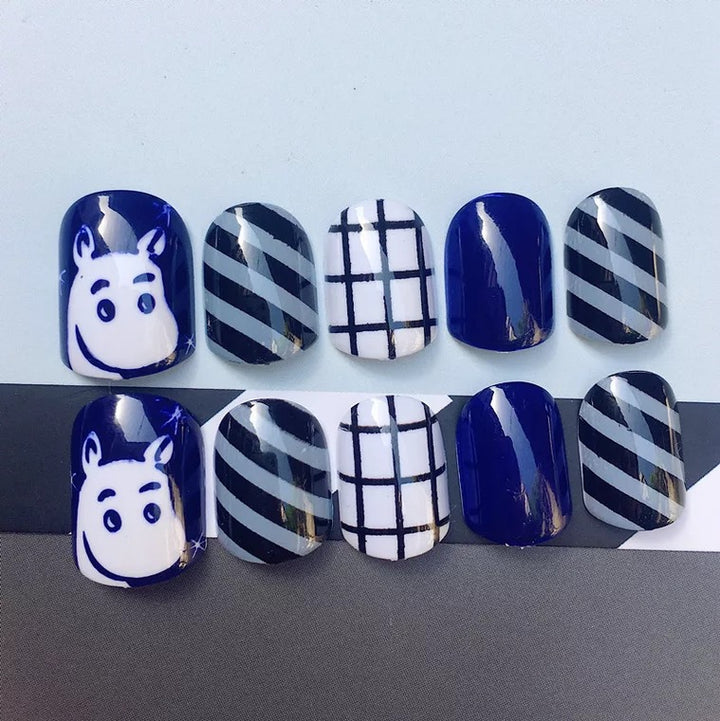 Artistic Press-On Nail Set with Unique Patterns