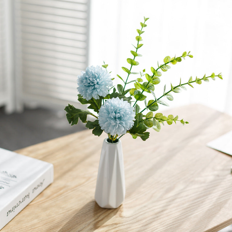 Elegant Floral Decoration