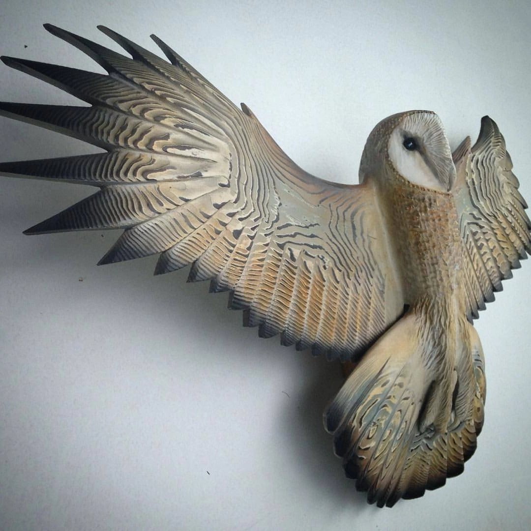 Kalsten | Great owl gaze in artistic edition