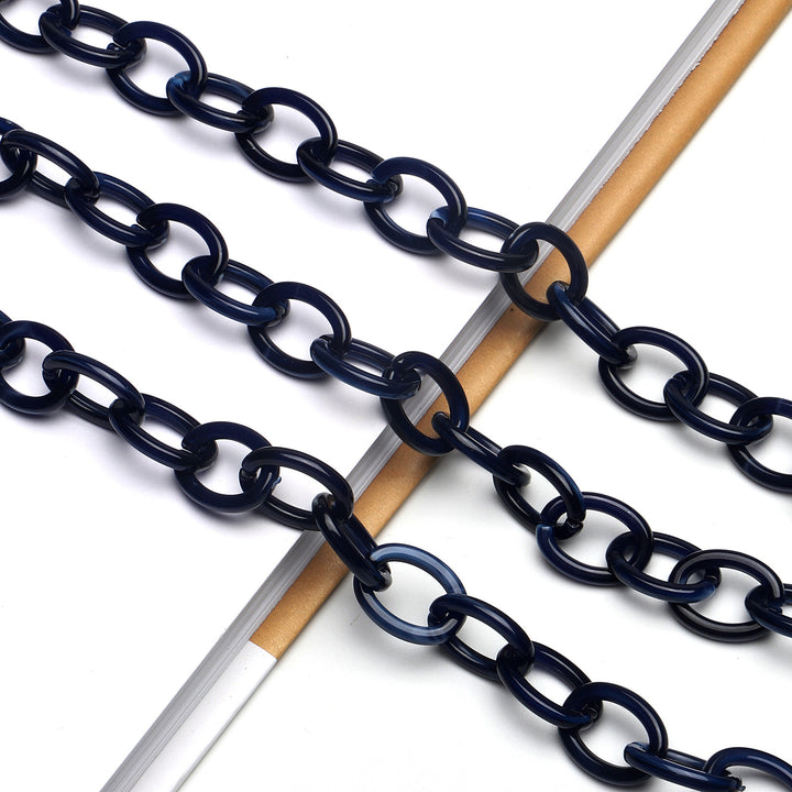 Fashion-Forward Eyewear Chain Kalsten