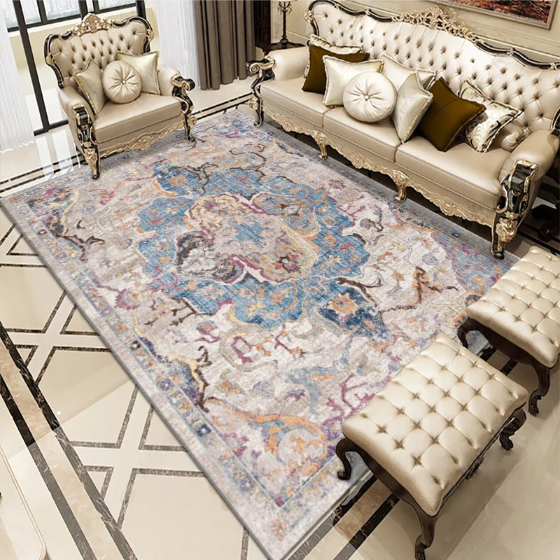 Luxury Vintage-Inspired Area Rug Kalsten