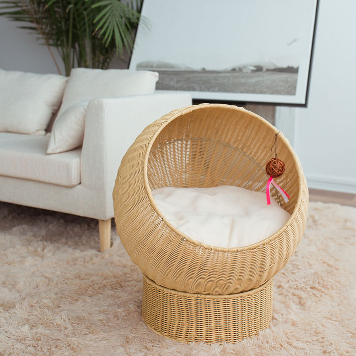 Modern cat bed made of natural handwoven Kalsten