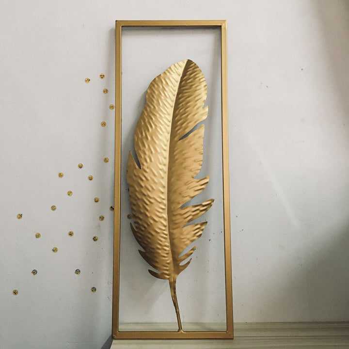 Elegant Decorative Feather Wall Art Kalsten