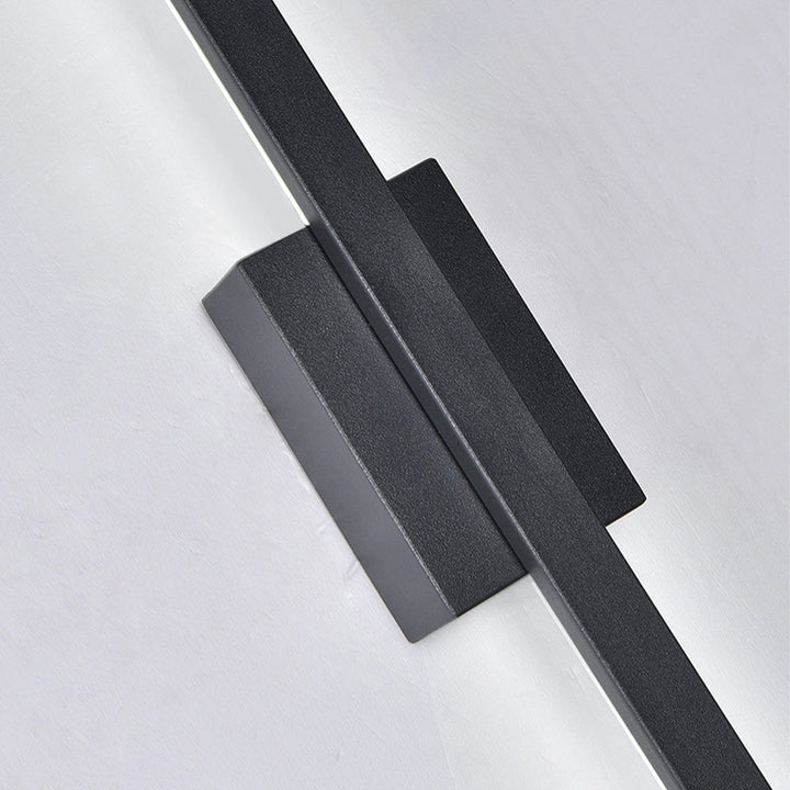 Industrial Long LED Iron Wall Lamp Kalsten