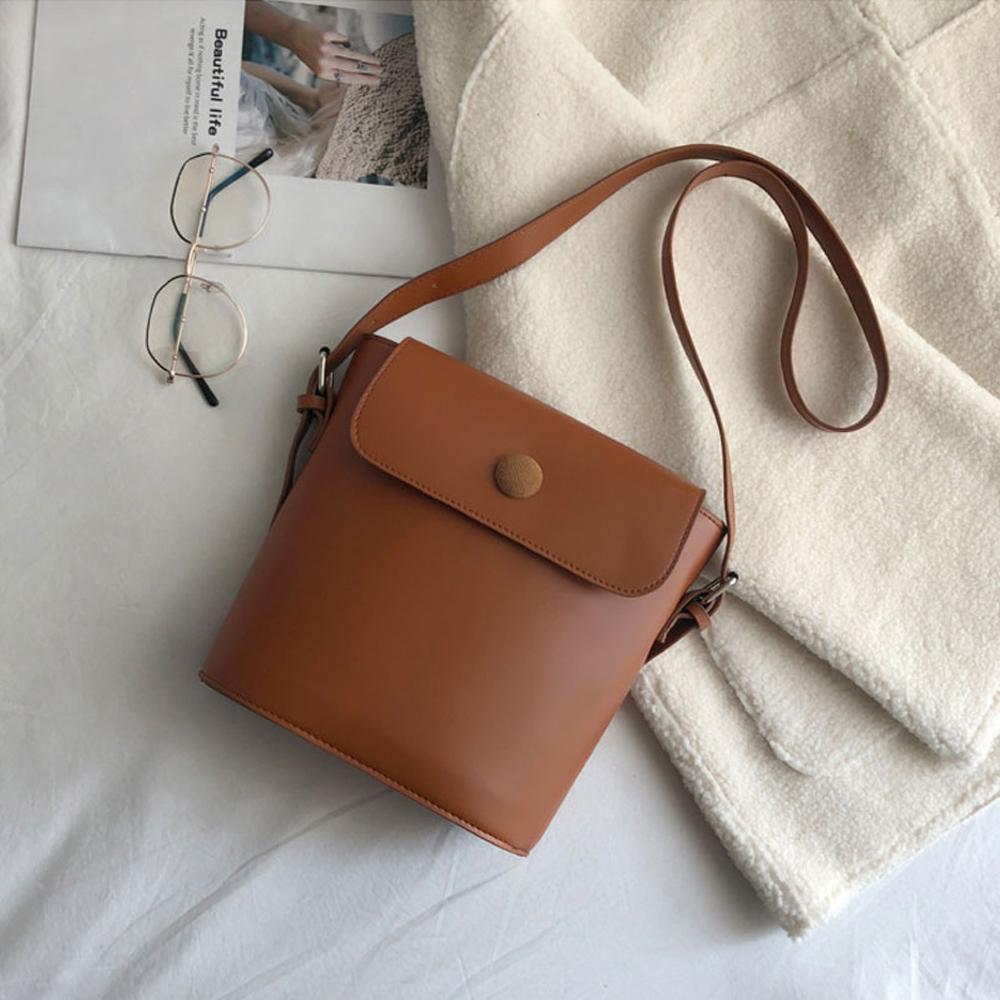 Drawstring bag made of PU | Kalsten