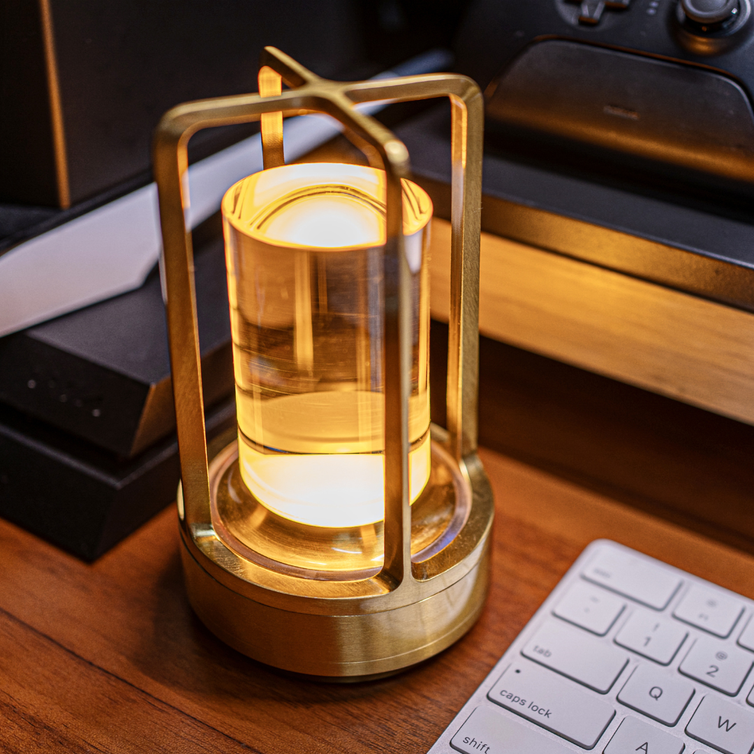 Klara Crystal Table Lamp with Touch Panel and USB Connection | Kalsten