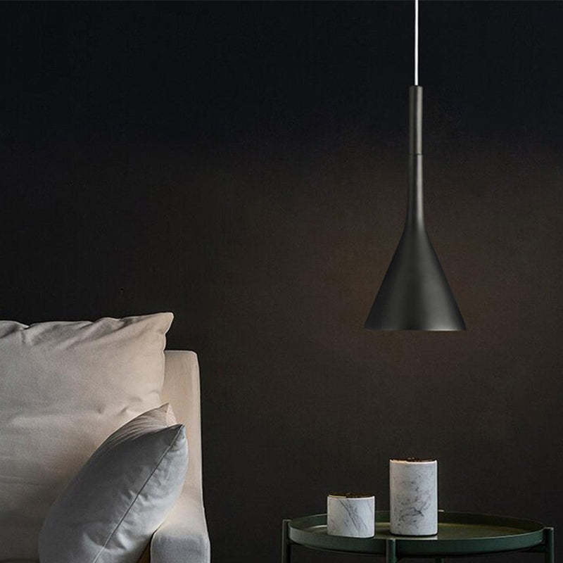 Modern Triangle Pendant Lamp - Trionda | Kalsten