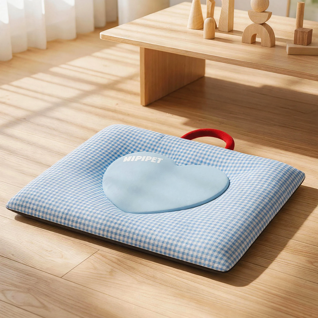 Breathable pet mat with pattern