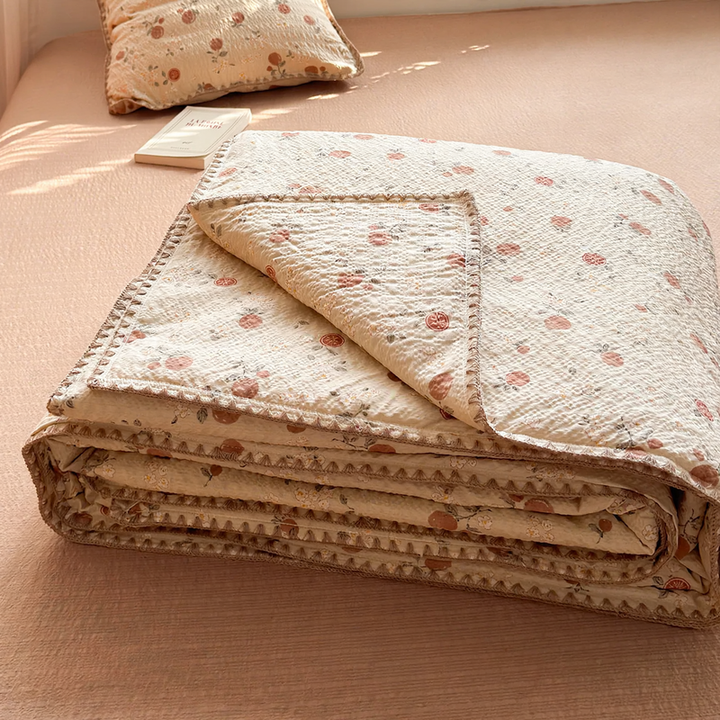 Cotton summer blanket with puff cotton filling