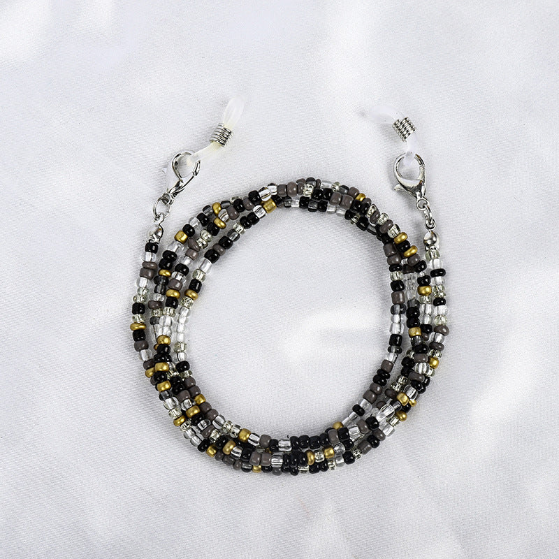 Colored bead necklace with carabiner clasp Kalsten