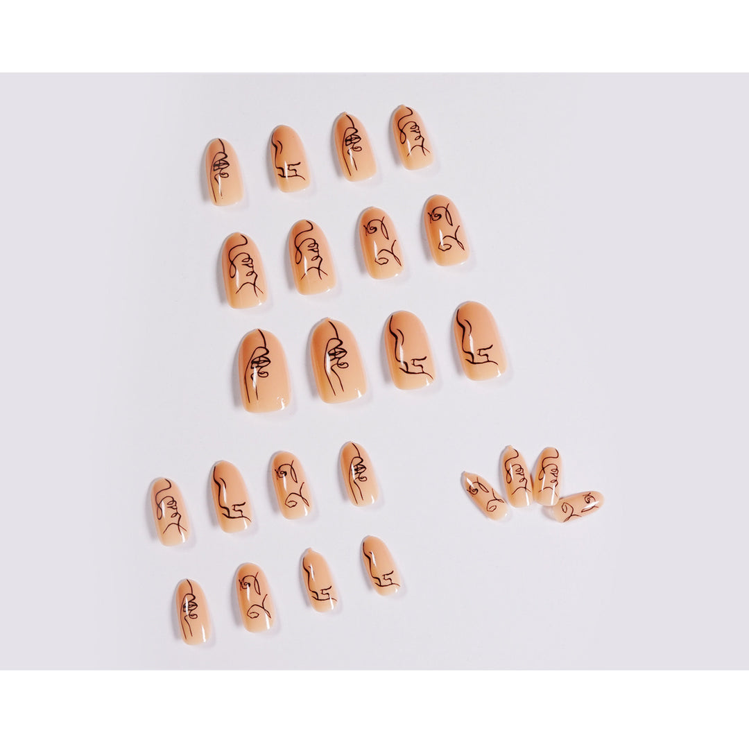 Artful Nail Art in Minimalist Design Kalsten