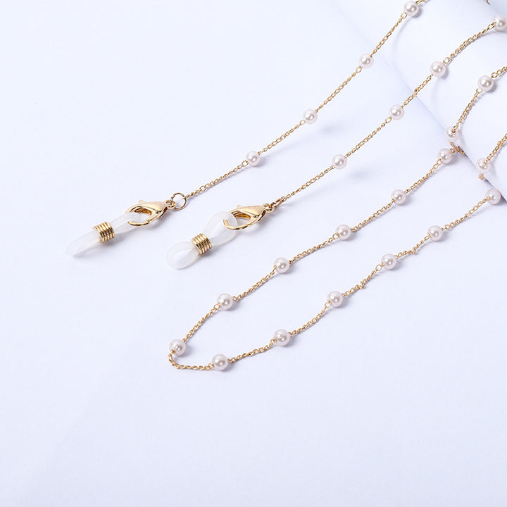 Necklace with beads and transparent pendants Kalsten