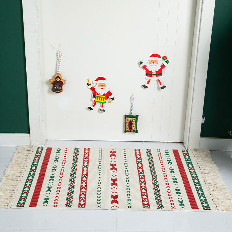 Festive Flatwoven Runner with Tassels and Nordic Zigzag and Heart Pattern