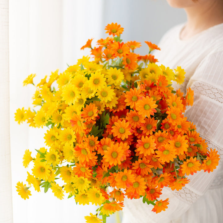 Lifelike Daisy Floral Stem