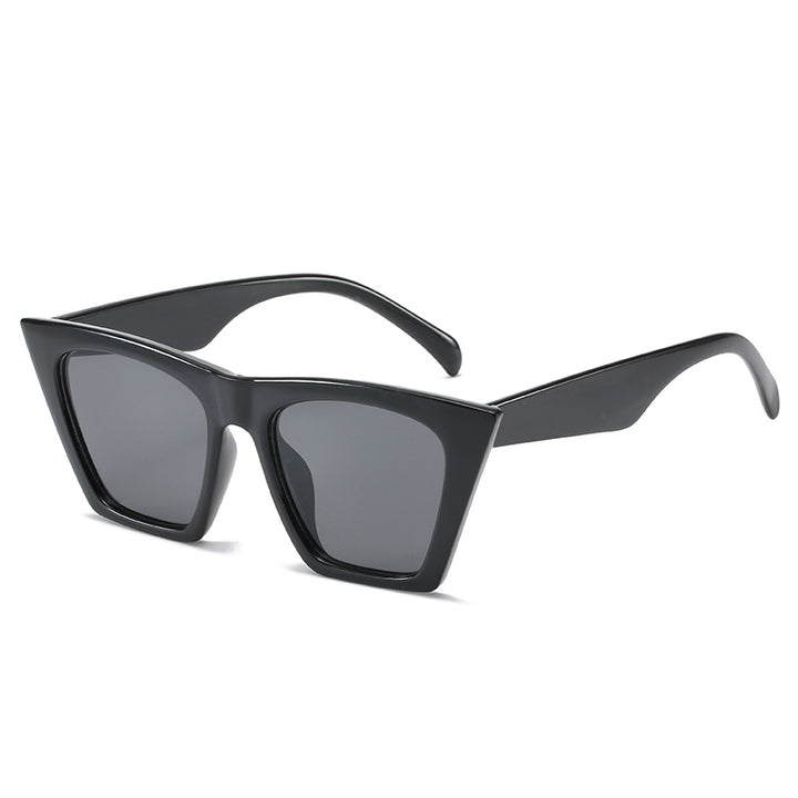 Ladies stylish sunglasses in striking leopard print Kalsten