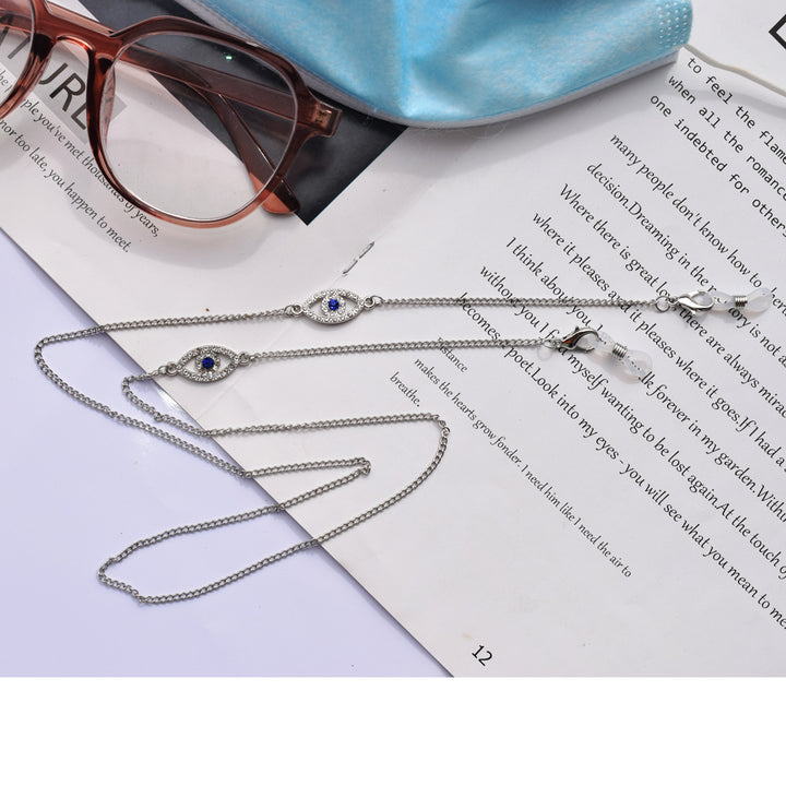 Elegantly Designed Eyewear Chain Kalsten