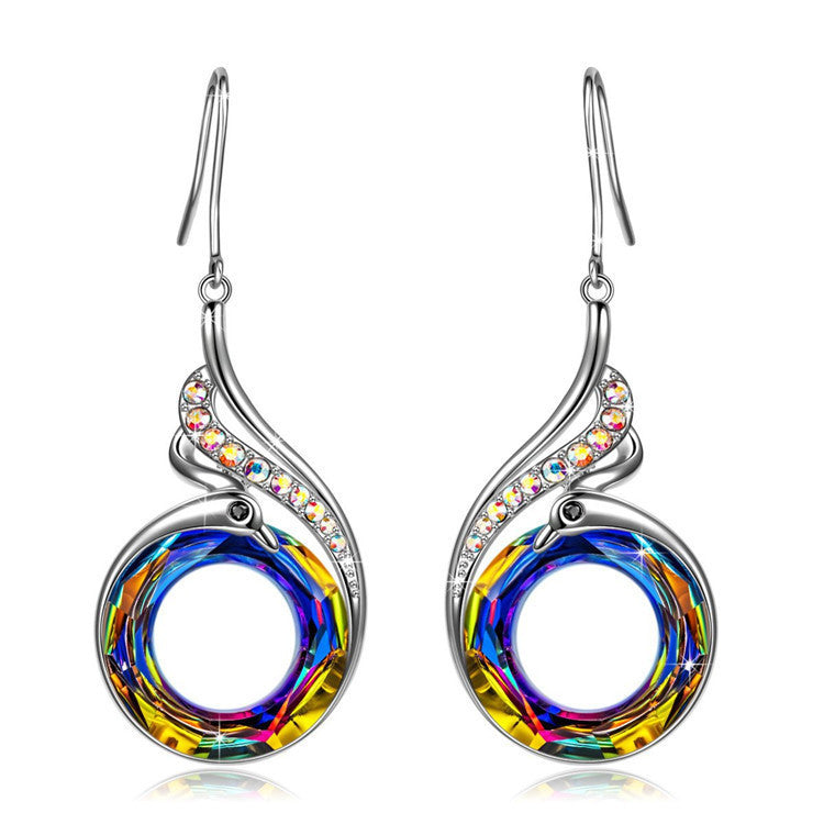 Luxurious Crystal-Embellished Pendant Necklace Kalsten